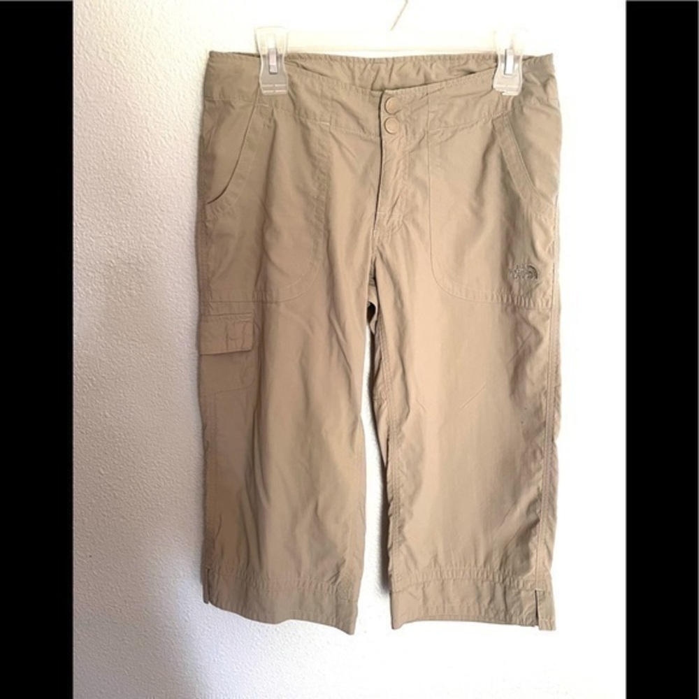 THE NORTH FACE tan hiking cargo Capri pants size S